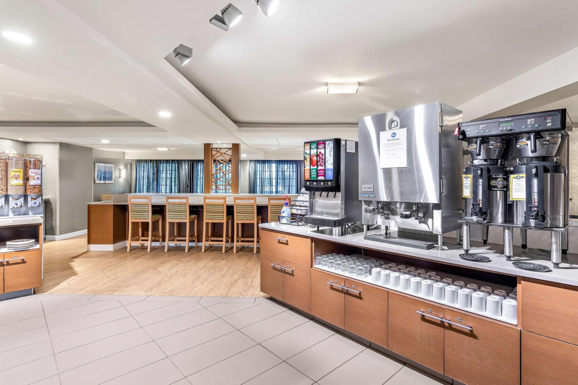 Best Western West Towne Suites Madison Zewnętrze zdjęcie